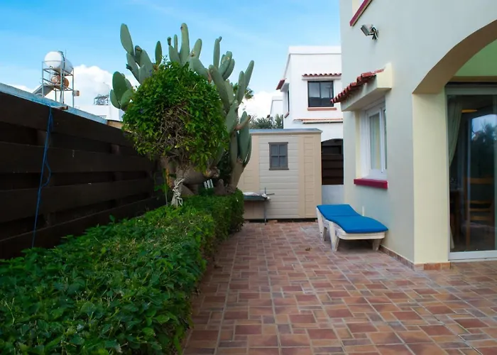 Merika Complex 1 Hou.32 בית נופש *