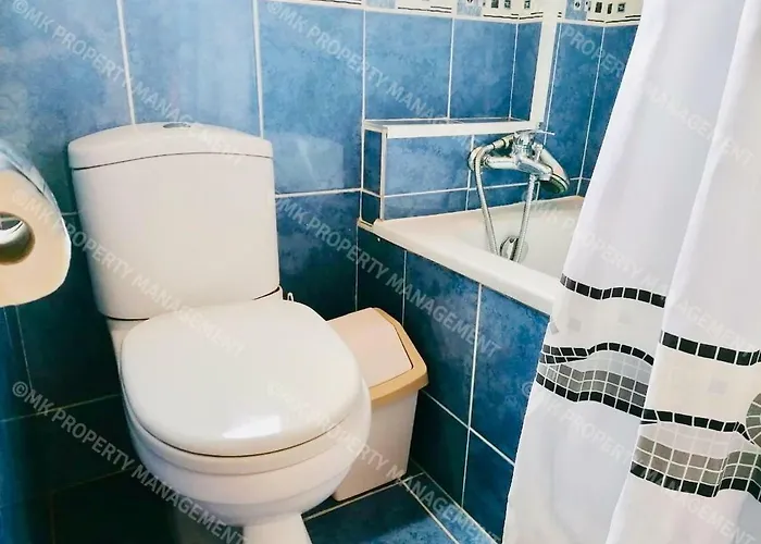 Merika Complex 1 Hou.32