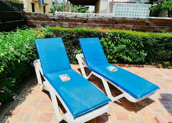 Merika Complex 1 Hou.32